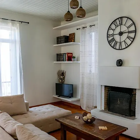 Brondel's Timeless Penthouse
