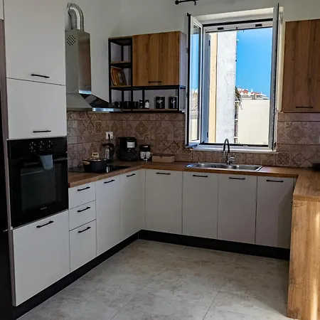 Brondel's Timeless Penthouse Apartment Corfu (city)