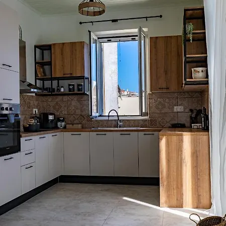 Apartment Brondel's Timeless Penthouse Corfu (city)