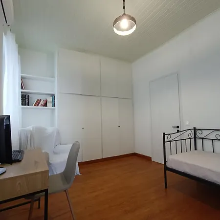 Brondel's Timeless Penthouse Apartment
